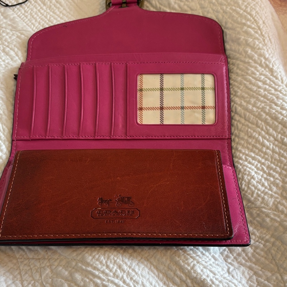 Coach Tan Leather wallet with Brass Buckle - Picture 2 of 9
